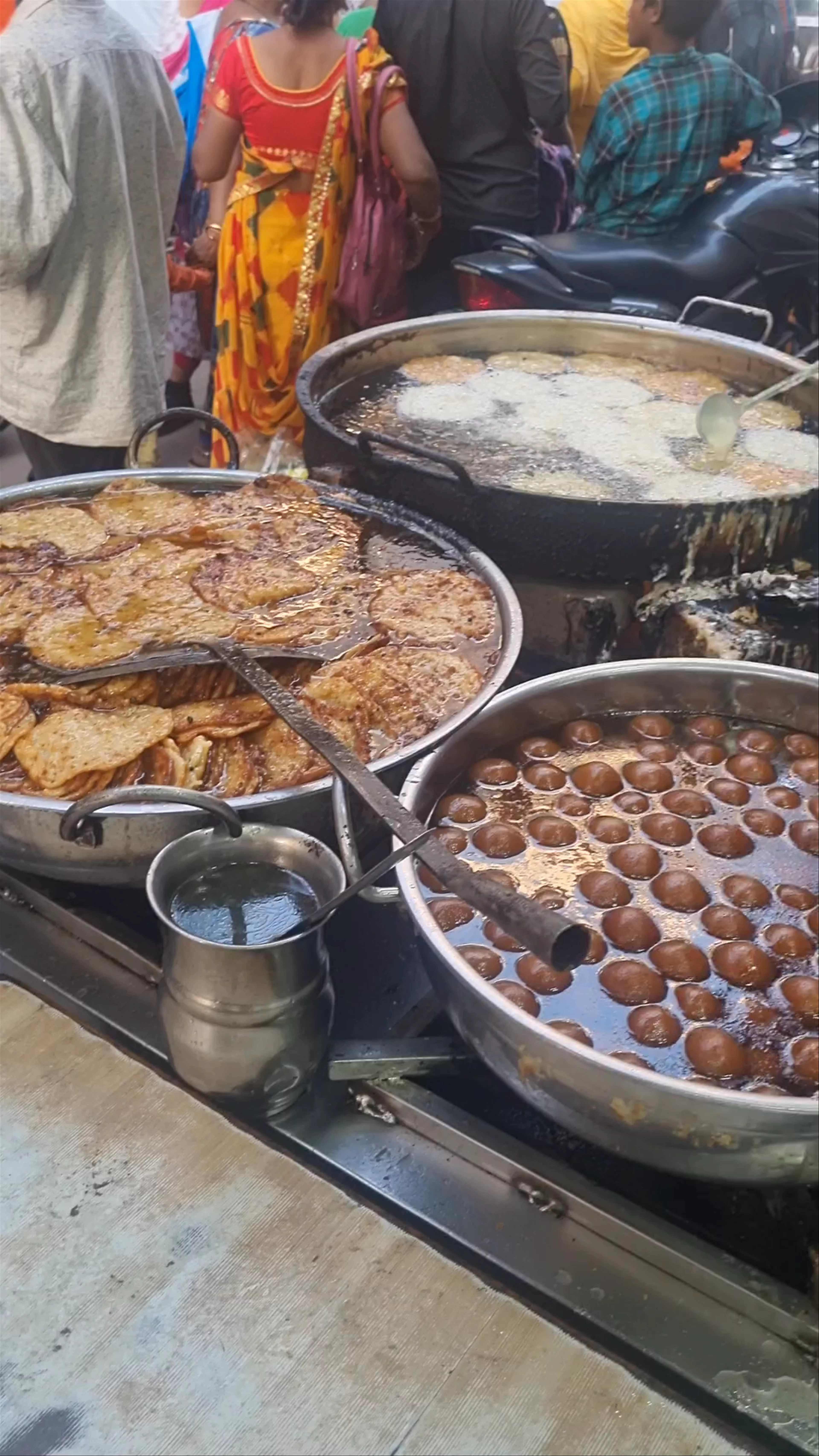 Sarwadia Mishthan Bhandar, Main Market Road, Badi Basti, Pushkar