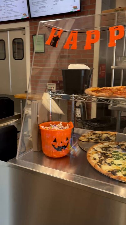 Caliano pizza - Pizza Near Me - Chula Vista, California