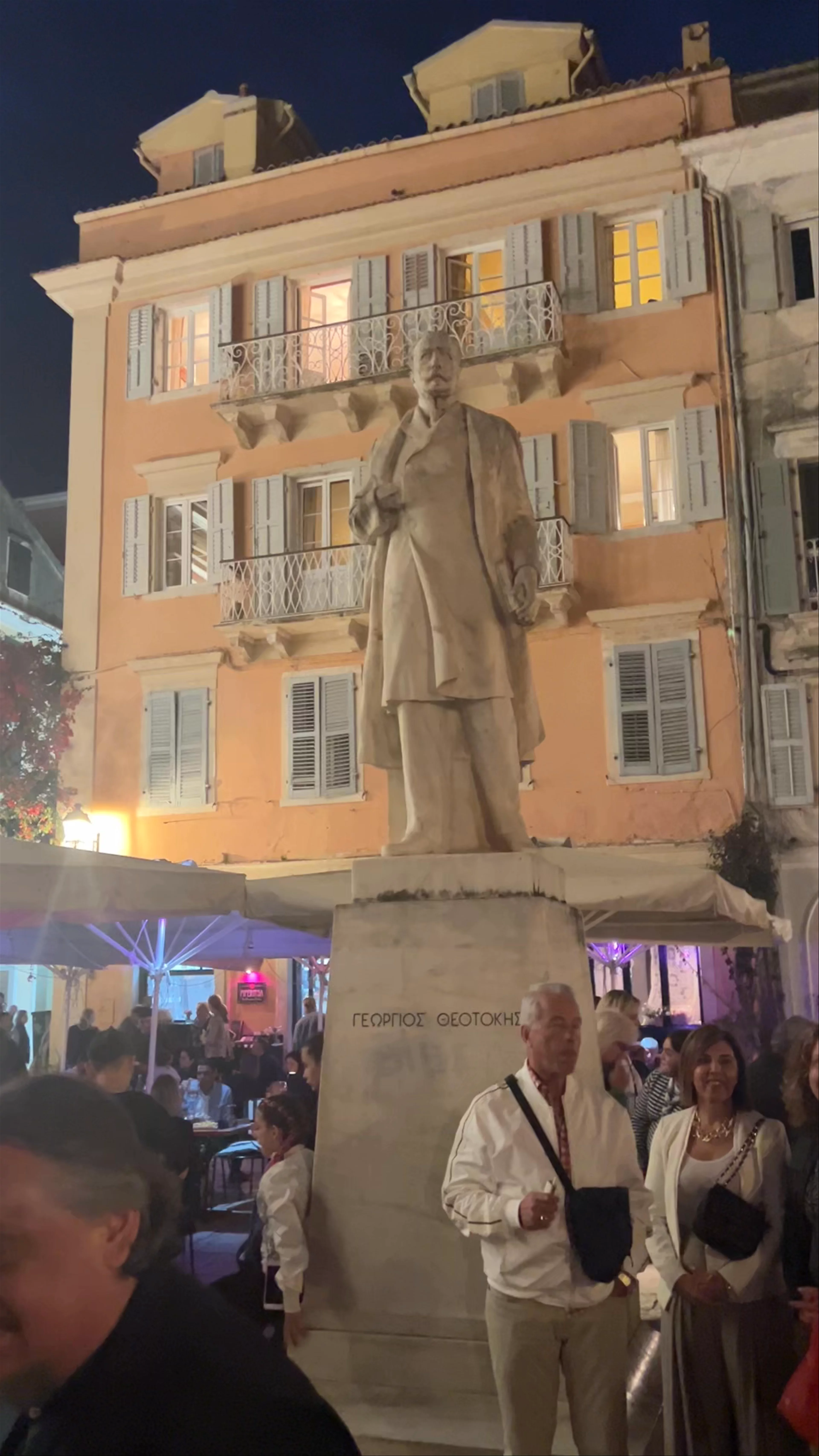 Heroes Square (Πλατεία Ηρώων Κυπριακού Αγώνα)