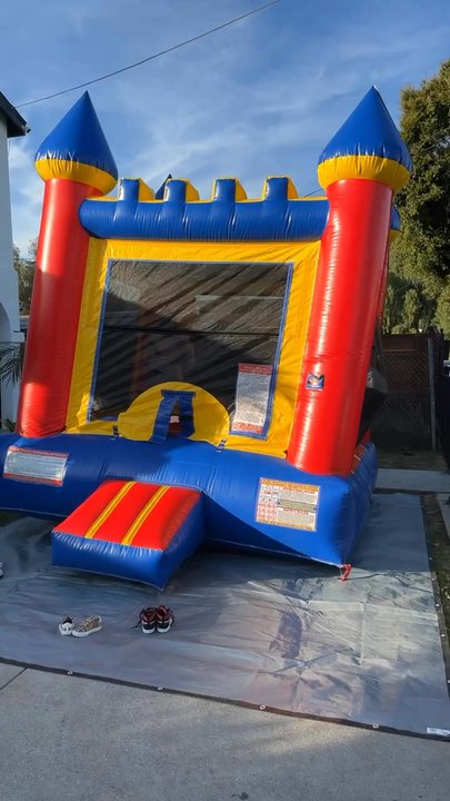Izzy’s Bounce House - Jump, flip, and celebrate with El Payaso!  Book now for a fiesta-filled party! ‍ - Bounce House Rentals Near Me