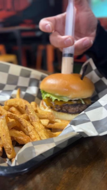 Tnt burger - Food Trucks Near Me - Tampa, Florida
