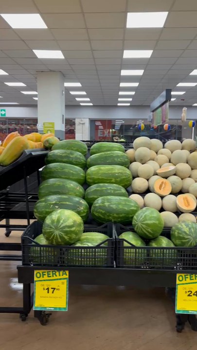 Soriana - Produce section - Grocery Near Me - Cancún, ROO