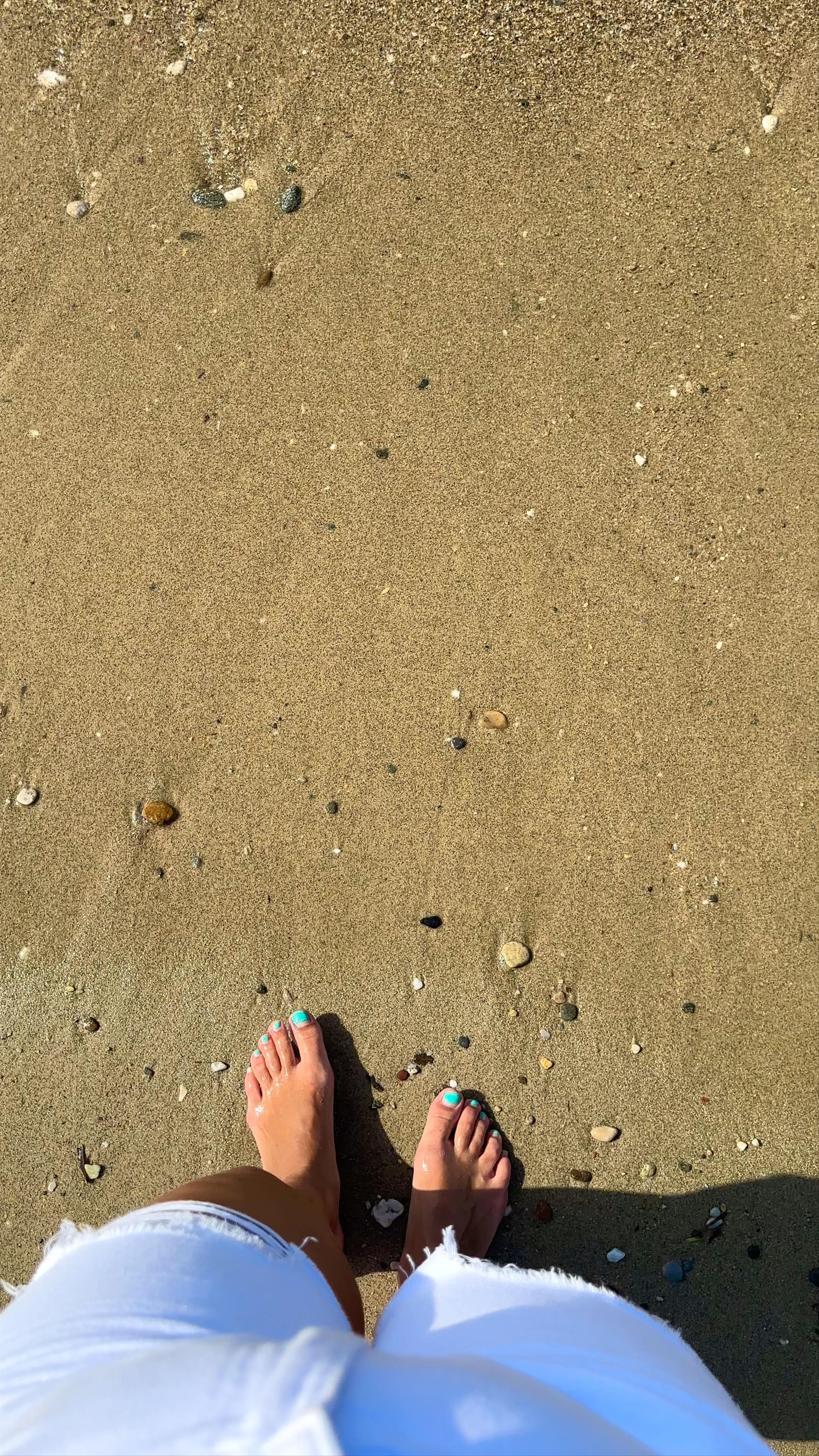 Kyrithra Beach Serenity: Crystal-Clear Waters in Nea Kallikratia, Greece