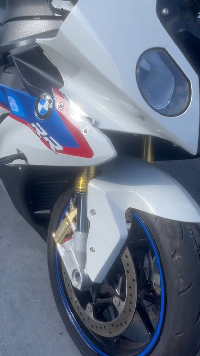 Brea Towing - Damages sustained by drop! - Towing Near Me - Brea, California