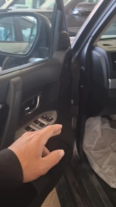 ميتسوبيشي باجيرو GLS-4Doors 2018