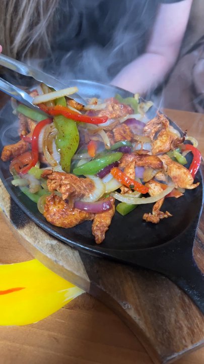 La Roca - Fajitas - Mexican Near Me - Albany, Oregon