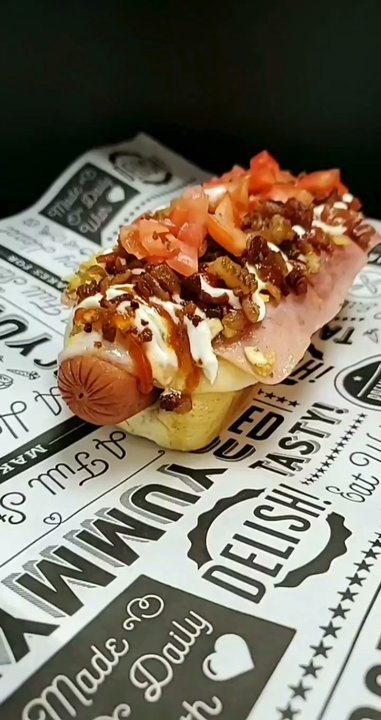 Grattin Dog - Burgers Near Me - Altamonte Springs, Florida