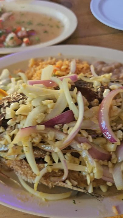 Ostioneria Siete Mares Mexican Restaurant & Seafood - Mojarra al mojo de ajo - Seafood Near Me - Orange, California