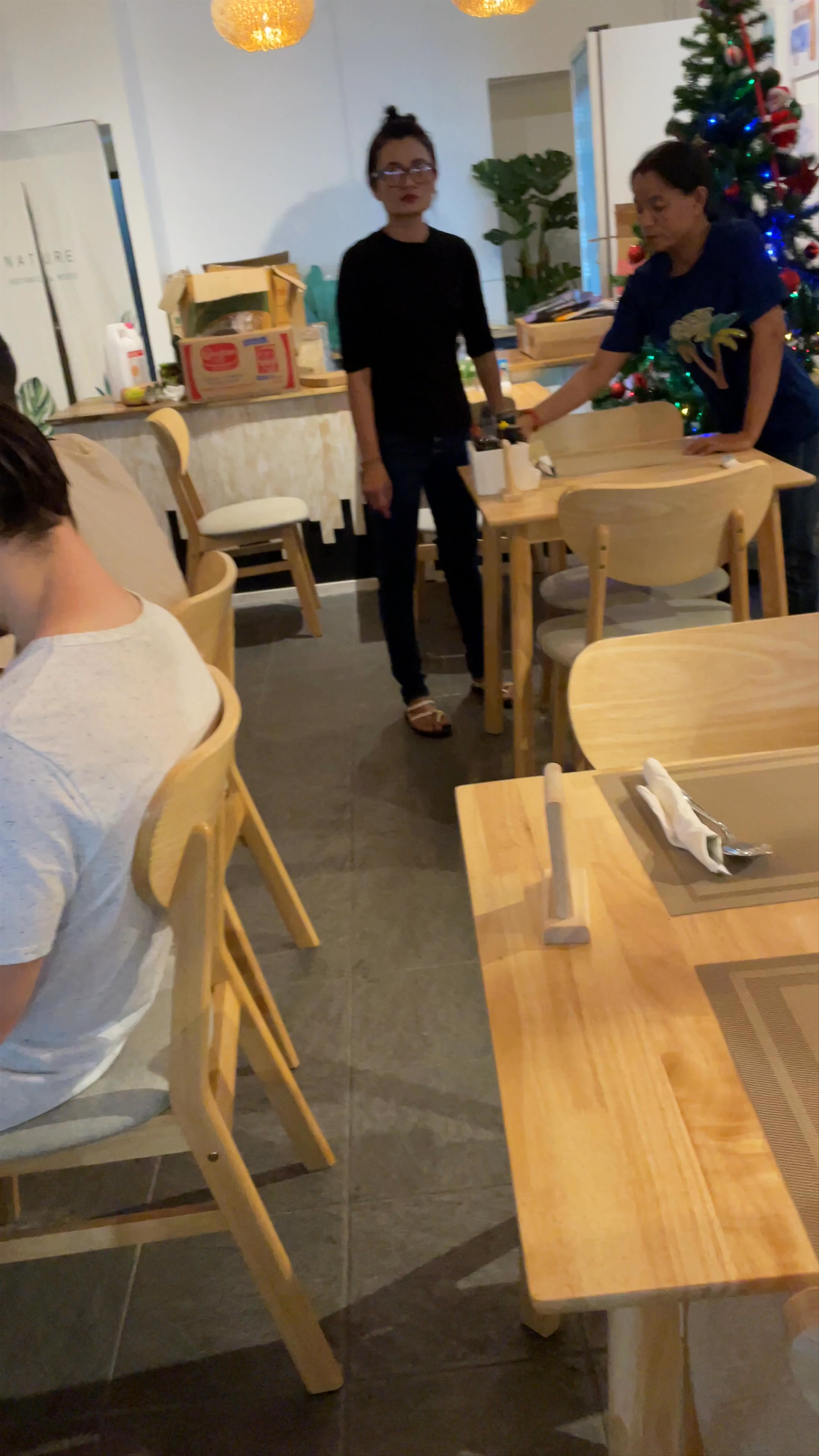 Good Time Restaurant's Ao Nang: Intimate Dining in Krabi, Thailand