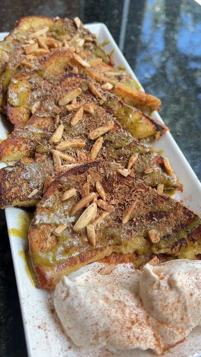 Luxor Cafe - I'm Ali French toast - Coffee & Tea Near Me - Cambridge, Massachusetts