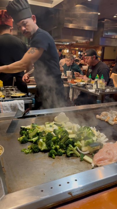 Shiki - Japanese Near Me - Oklahoma City, Oklahoma