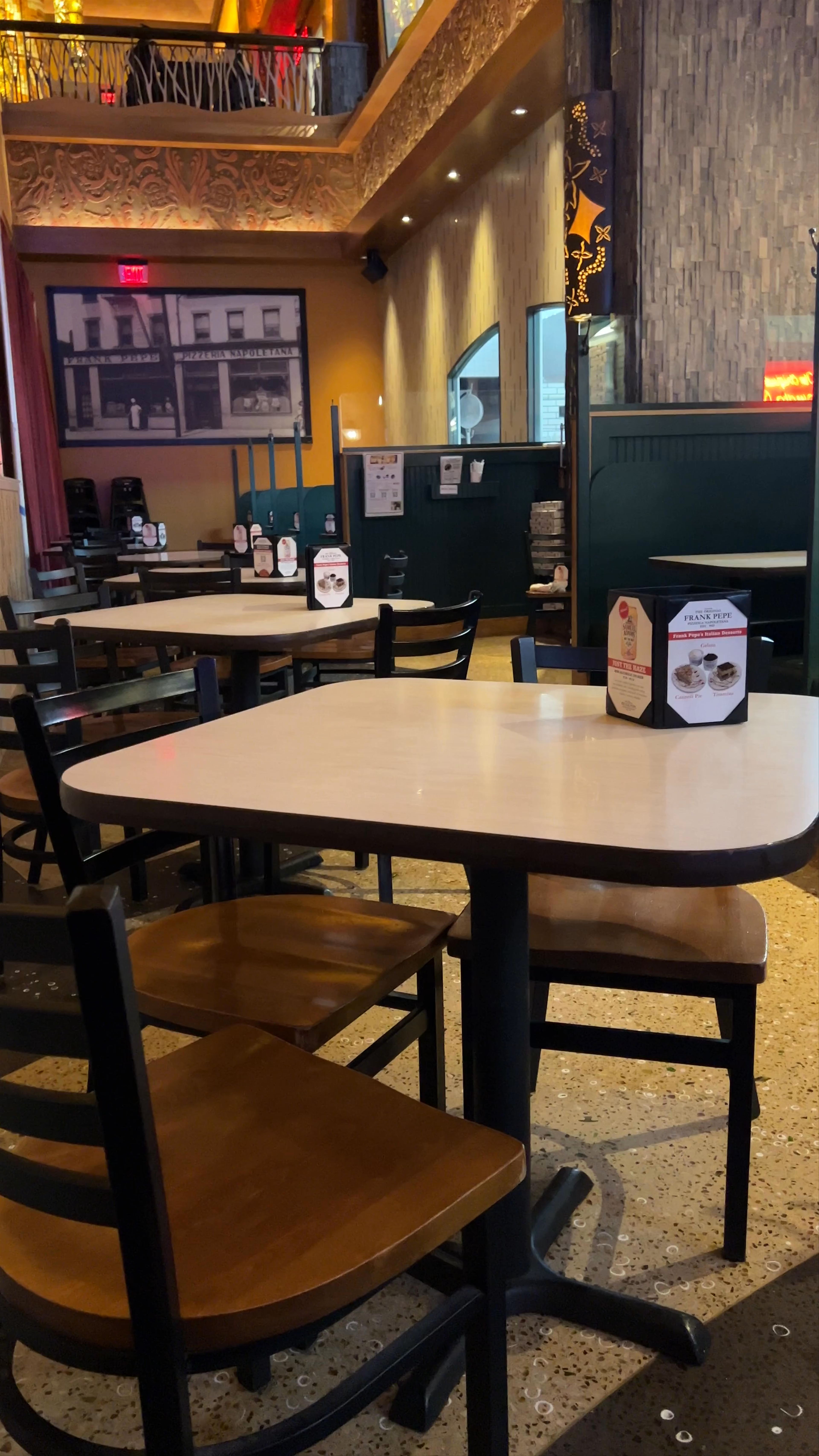 Frank Pepe Pizzeria Napoletana