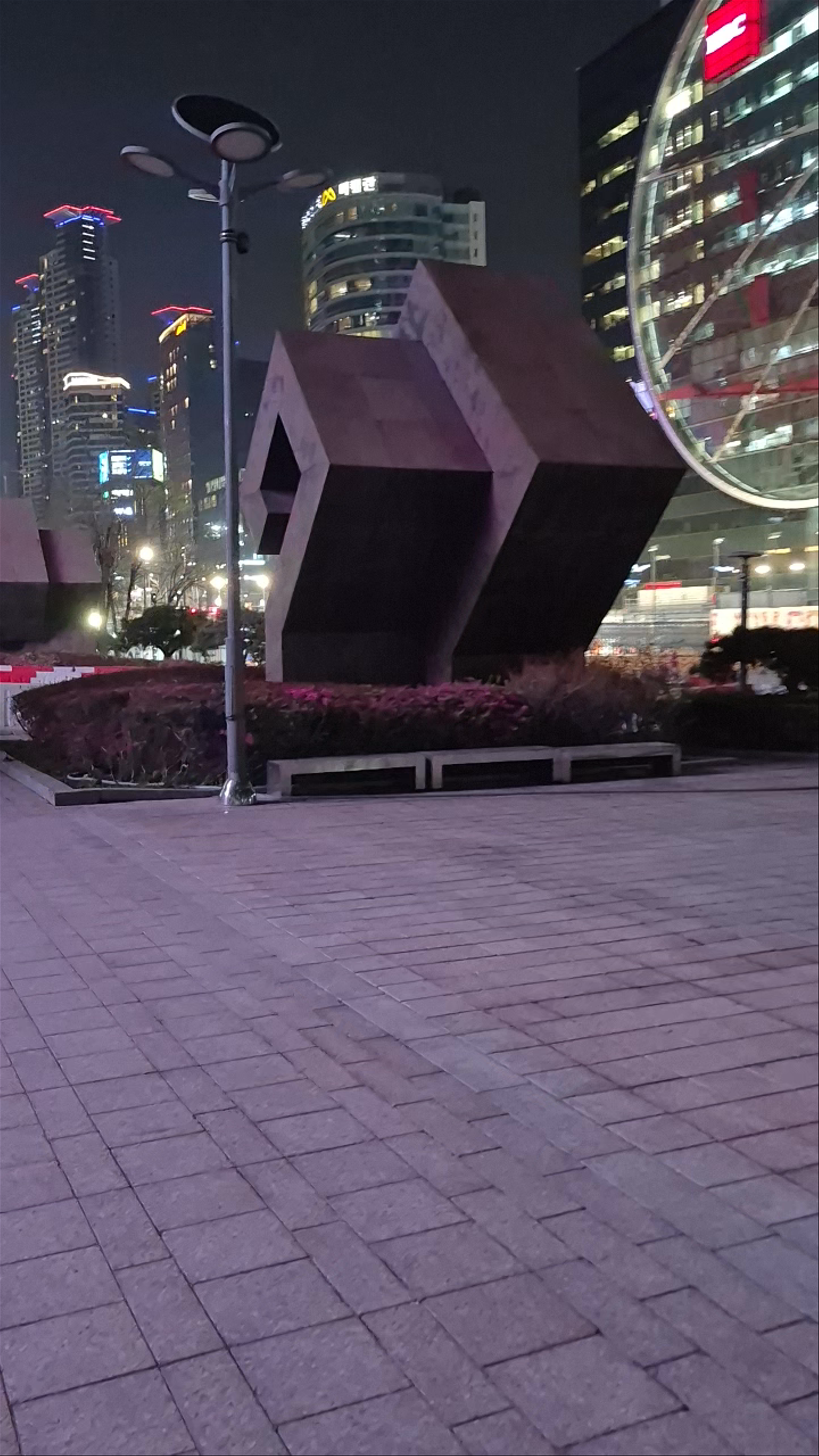 Gangnam Style Sculpture