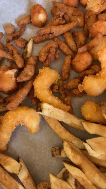 Red Lobster - Fish sticks & frozen shrimp. Integrity is everything. I'm extremely upset that we paid $21 for frozen shrimp & fish sticks. - Seafood Near Me - Fort Wayne, Indiana