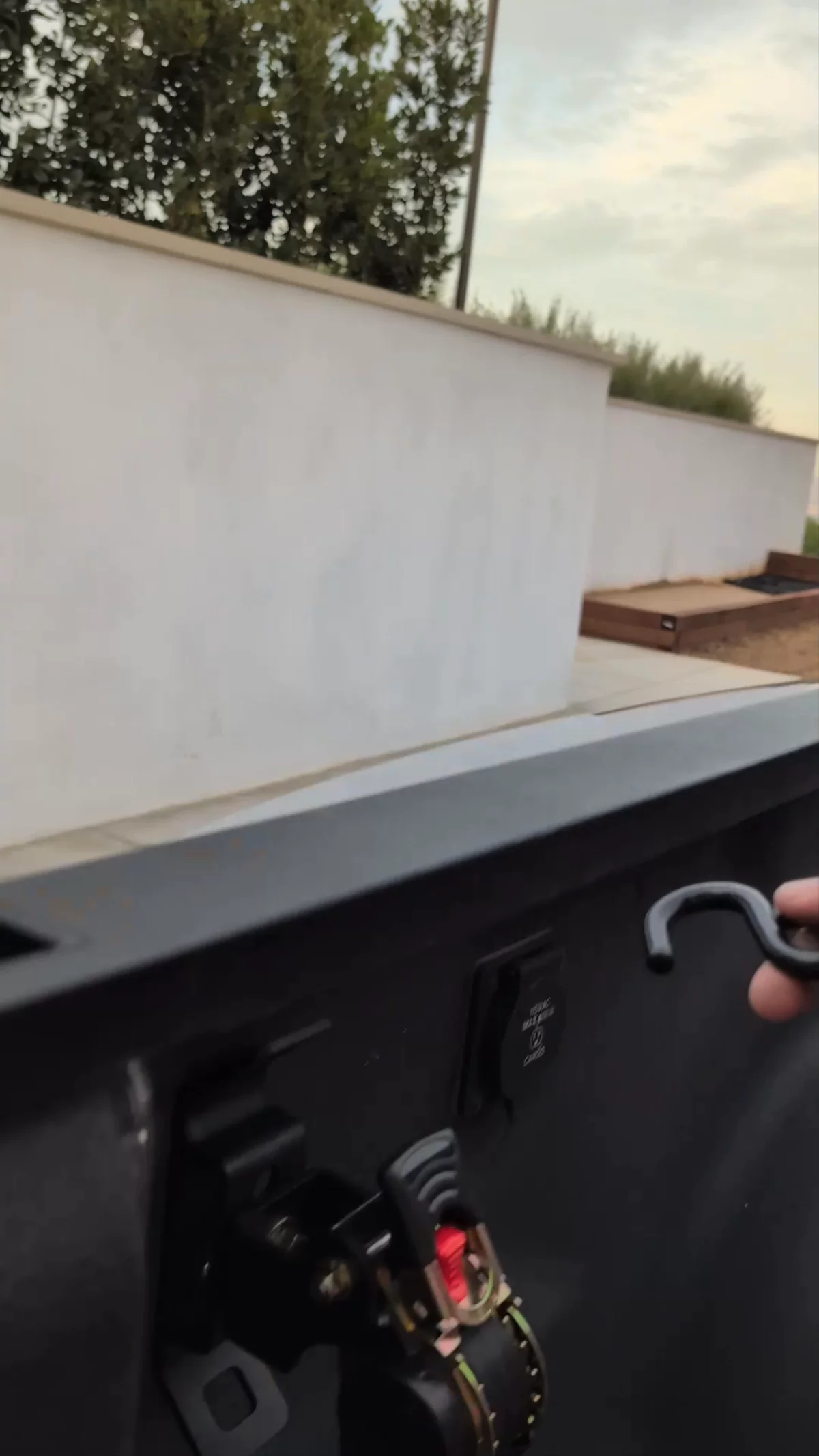 Ultimate Retractable Ratchet Straps® for RAM