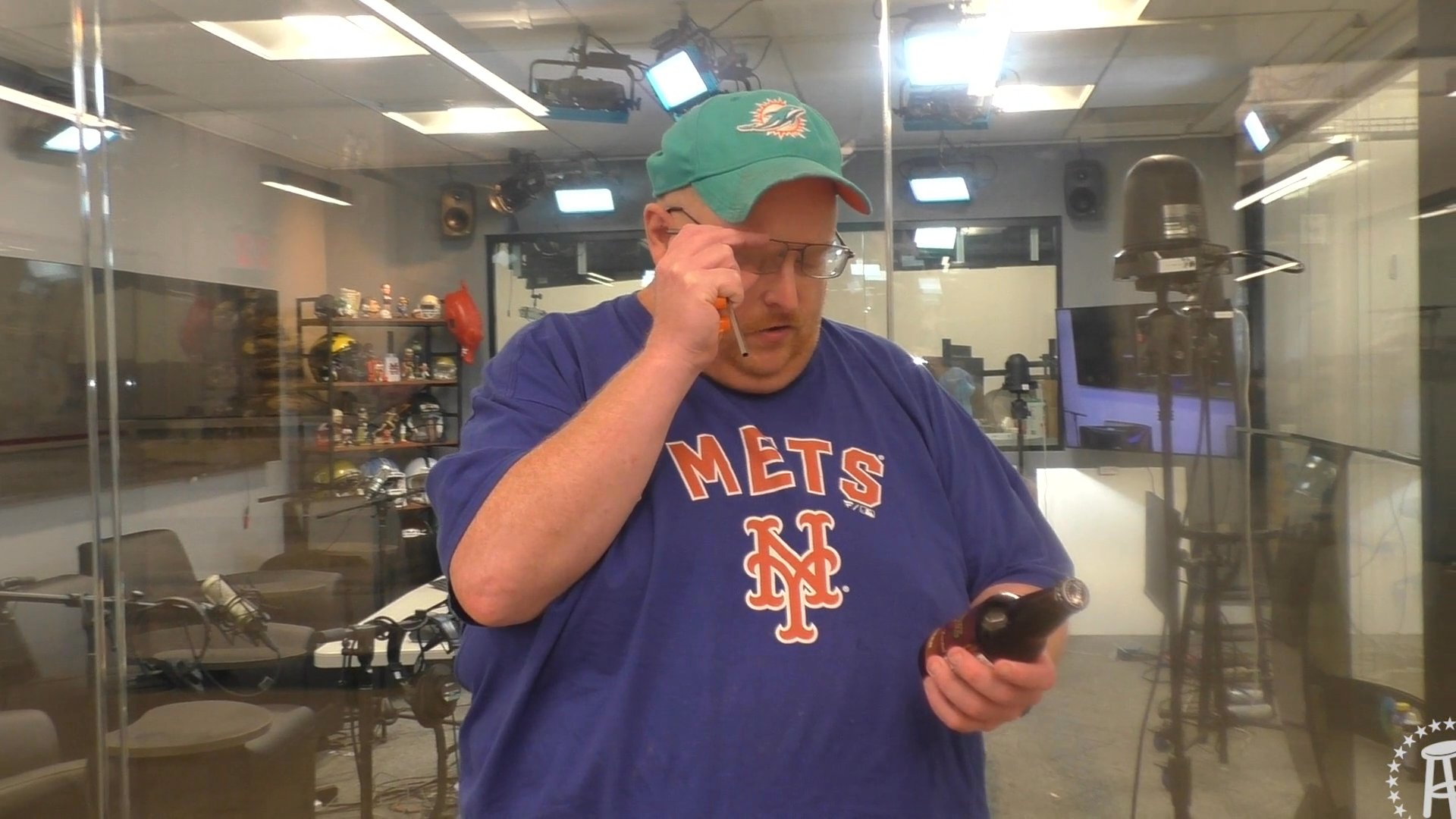 Tank's Taste Test Zuberfizz Root Beer