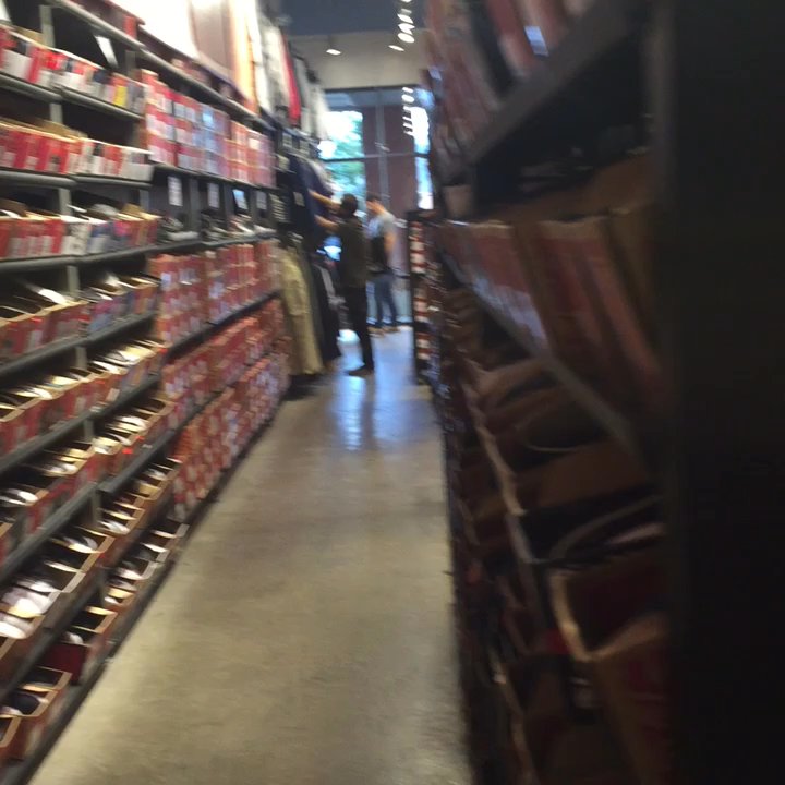 Vans Outlet - Shoe Stores Near Me - Park City, Utah
