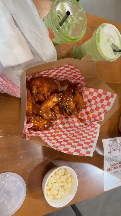 Left Wing - Chicken Wings Near Me - Mesa, Arizona