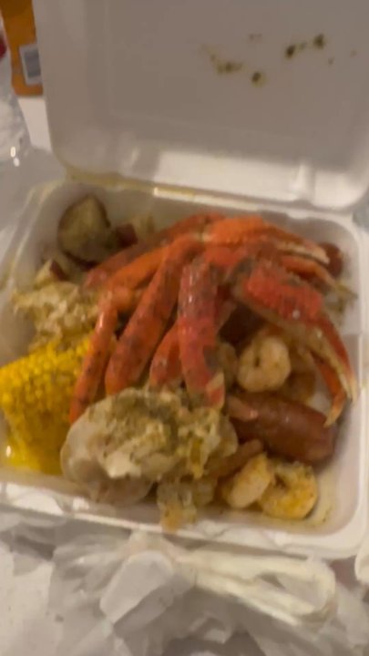 Lonestar Crabshack - 2. Lil Crab and 1 Lb Crab - Seafood Near Me - Pflugerville, Texas