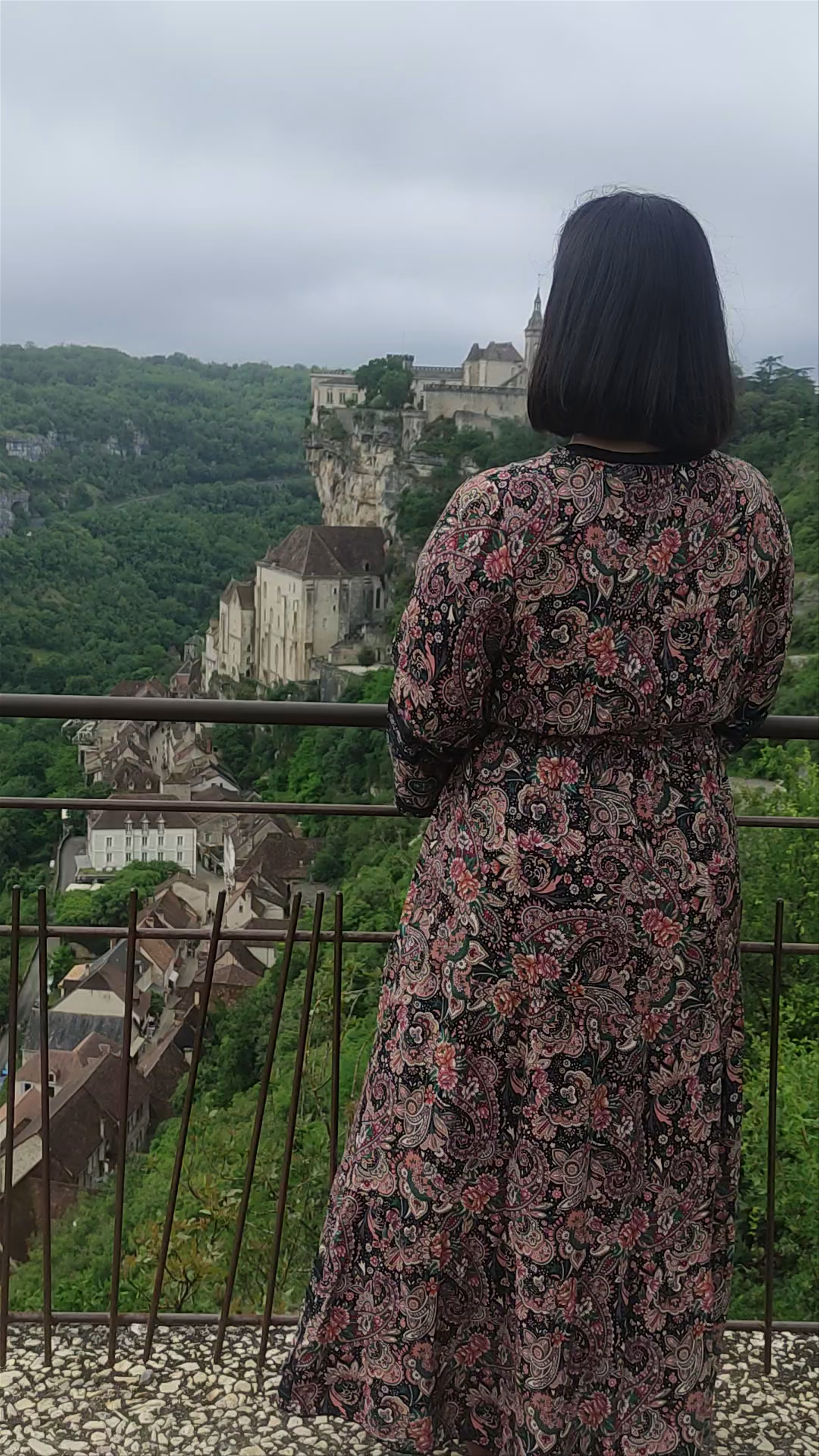 Mirador sobre Rocamadour: Awe-Inspiring Views of Rocamadour Cliff Village