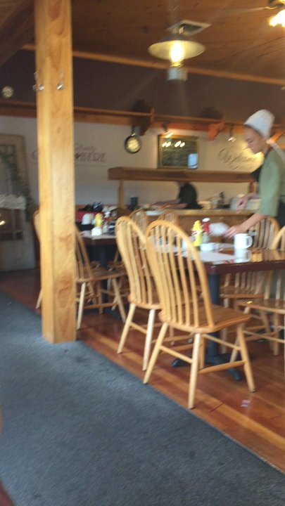 Dutch Kitchen - Dining room - New American Near Me - Nappanee, Indiana