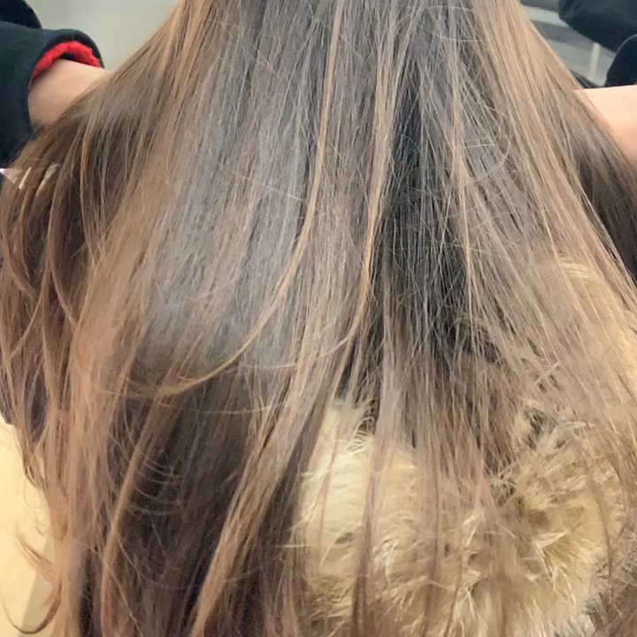 Carbon Salon - A perfect cut and blowout by Xiomara - Hair Salons Near Me - Boston, Massachusetts