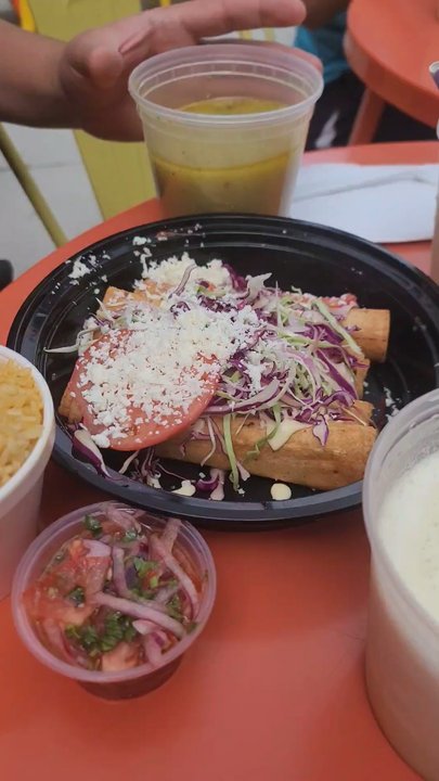 Omarcitos Latin Cafe - Latin American Near Me - Chicago, Illinois