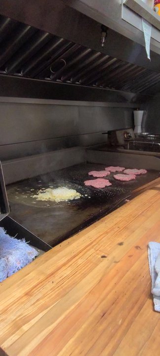 Ferrell's Snappy Service - Burgers Near Me - Cadiz, Kentucky