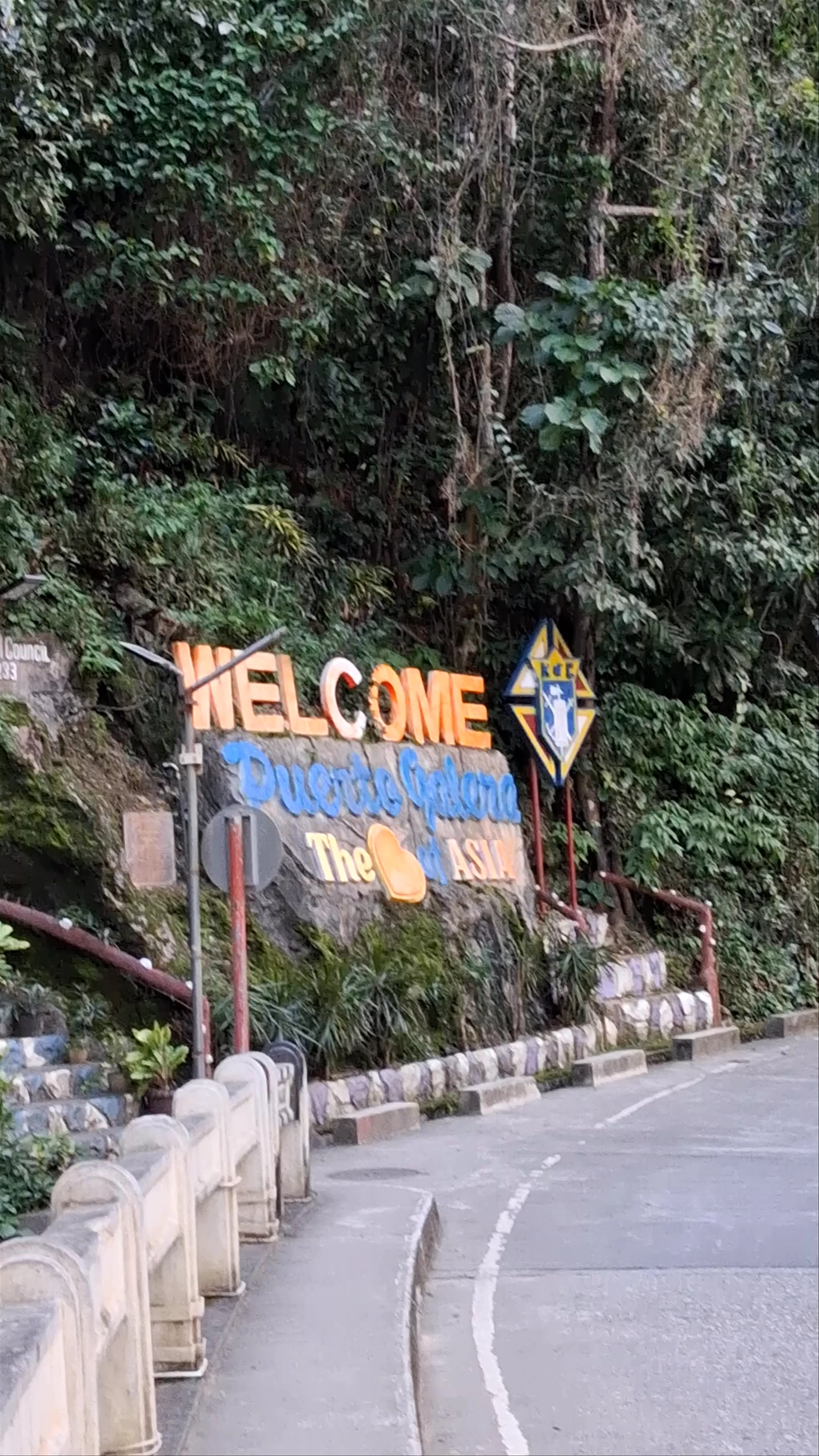 Tamaraw Falls