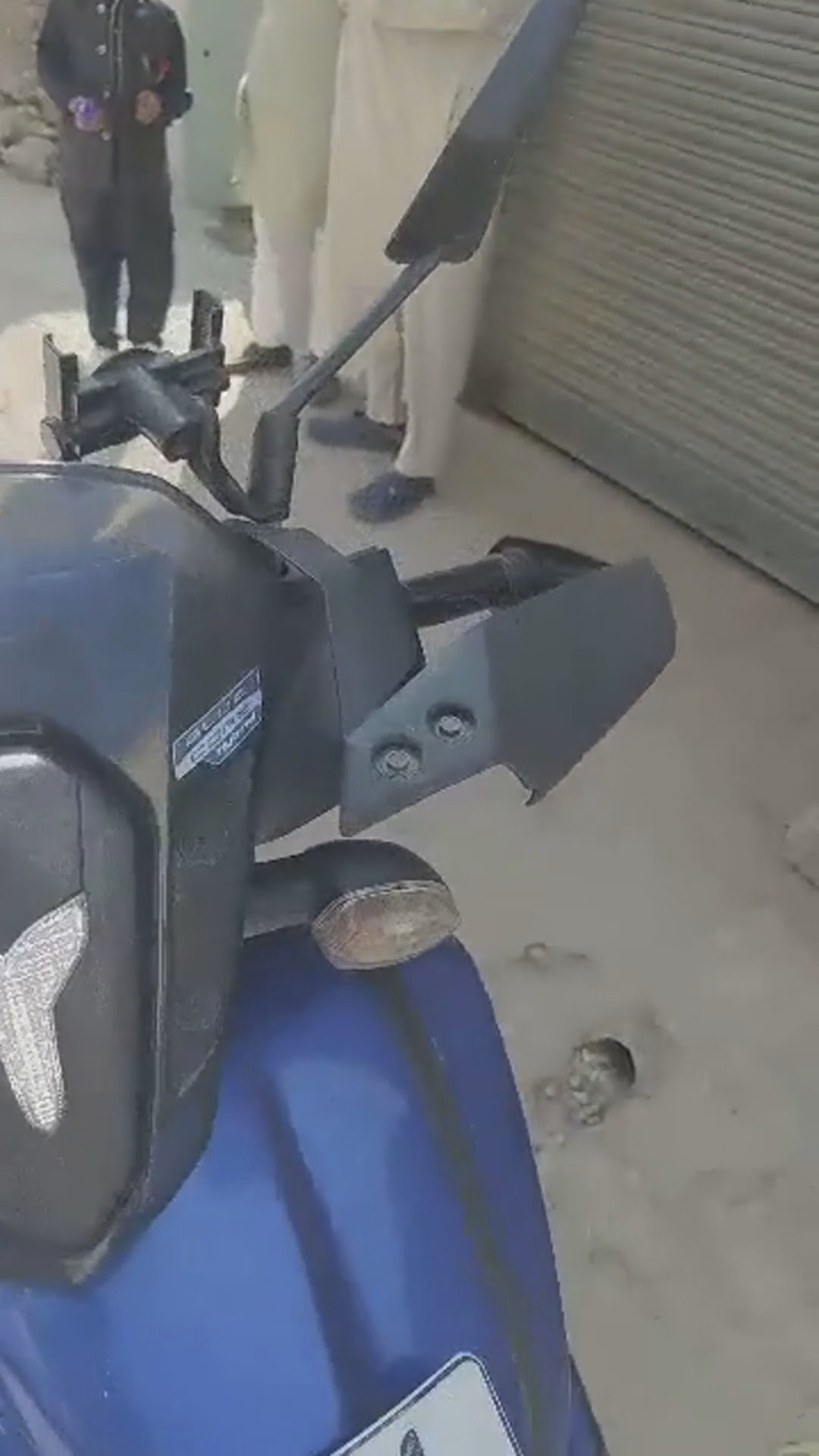 Walk-around video thumbnail