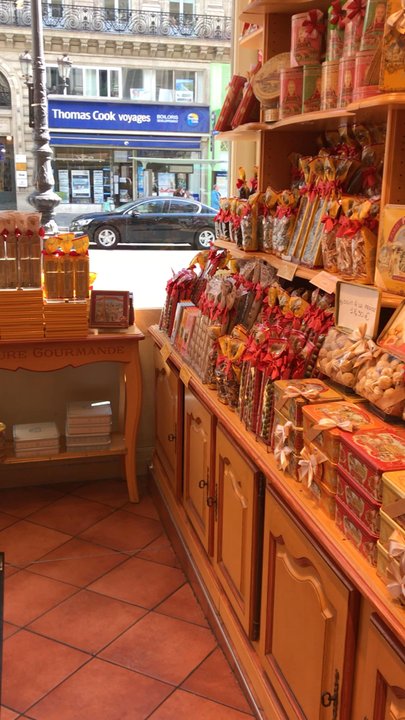 La Cure Gourmande - The layout - Candy Stores Near Me - Paris, 75
