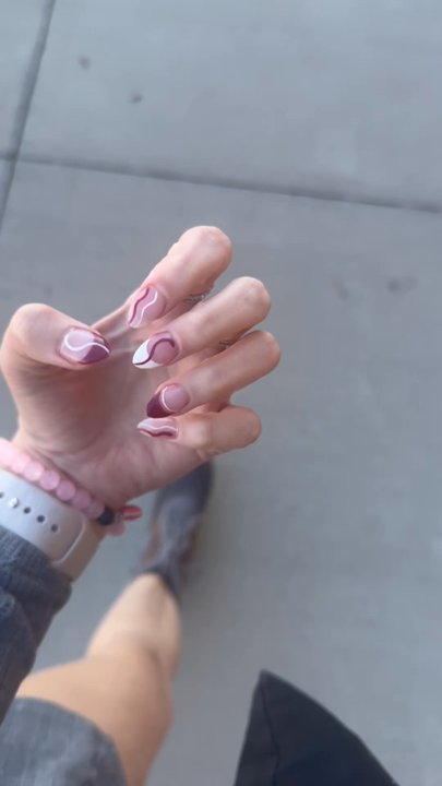 Augusta Nails - Both of my hands /nail sets - Nail Salons Near Me - Greenville, South Carolina