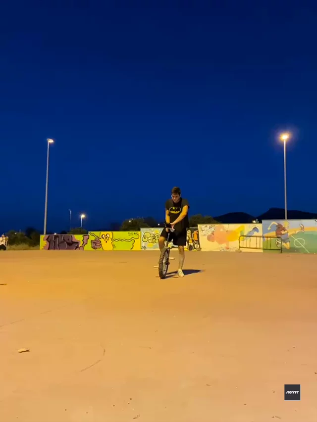 riu set: 180 tire one foot 180 down