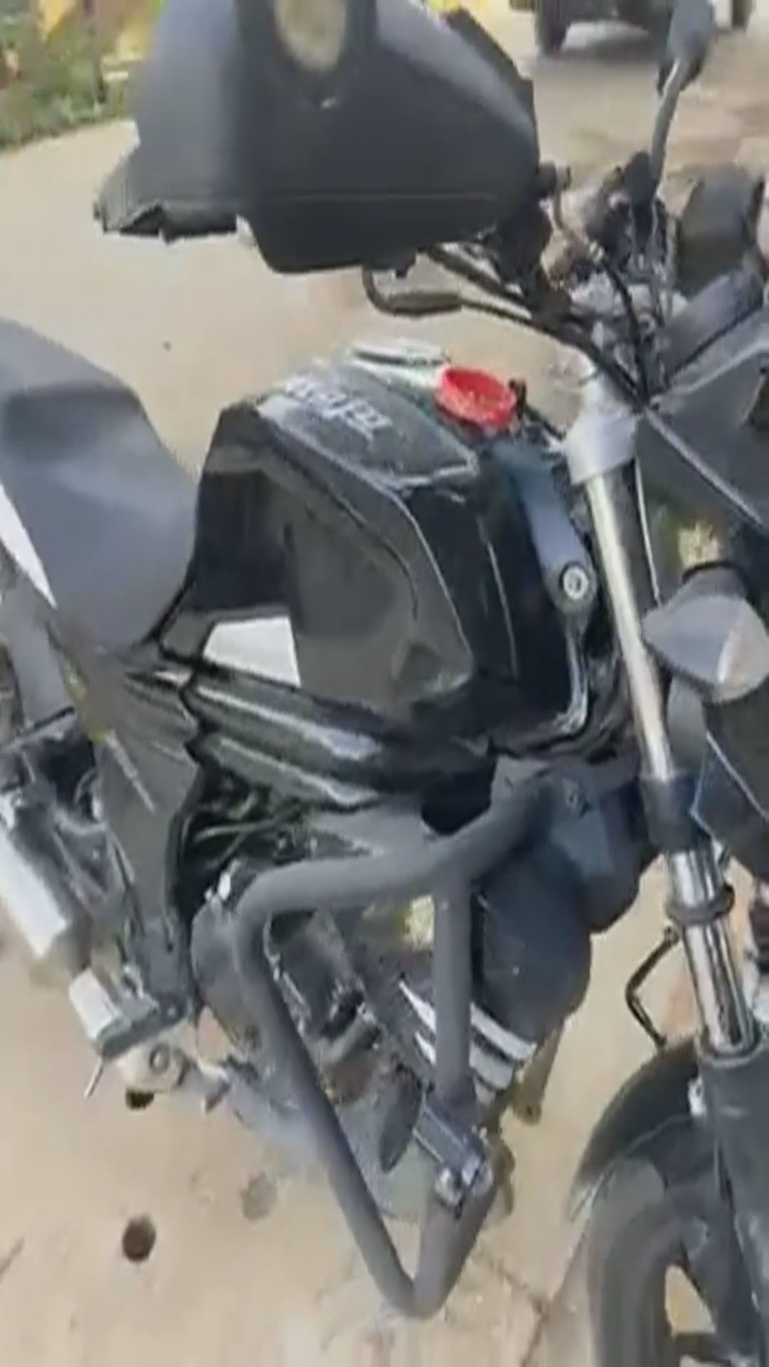 Walk-around video thumbnail