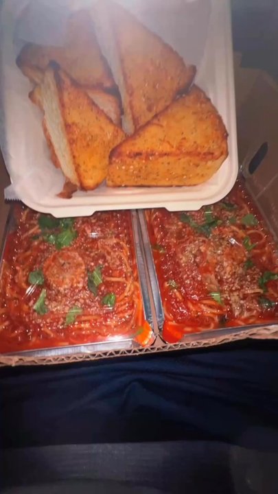 Petrilli's Pizza - Pizza Near Me - Upland, California