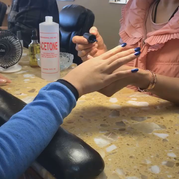 Lee Nails - Nail Salons Near Me - Durham, North Carolina