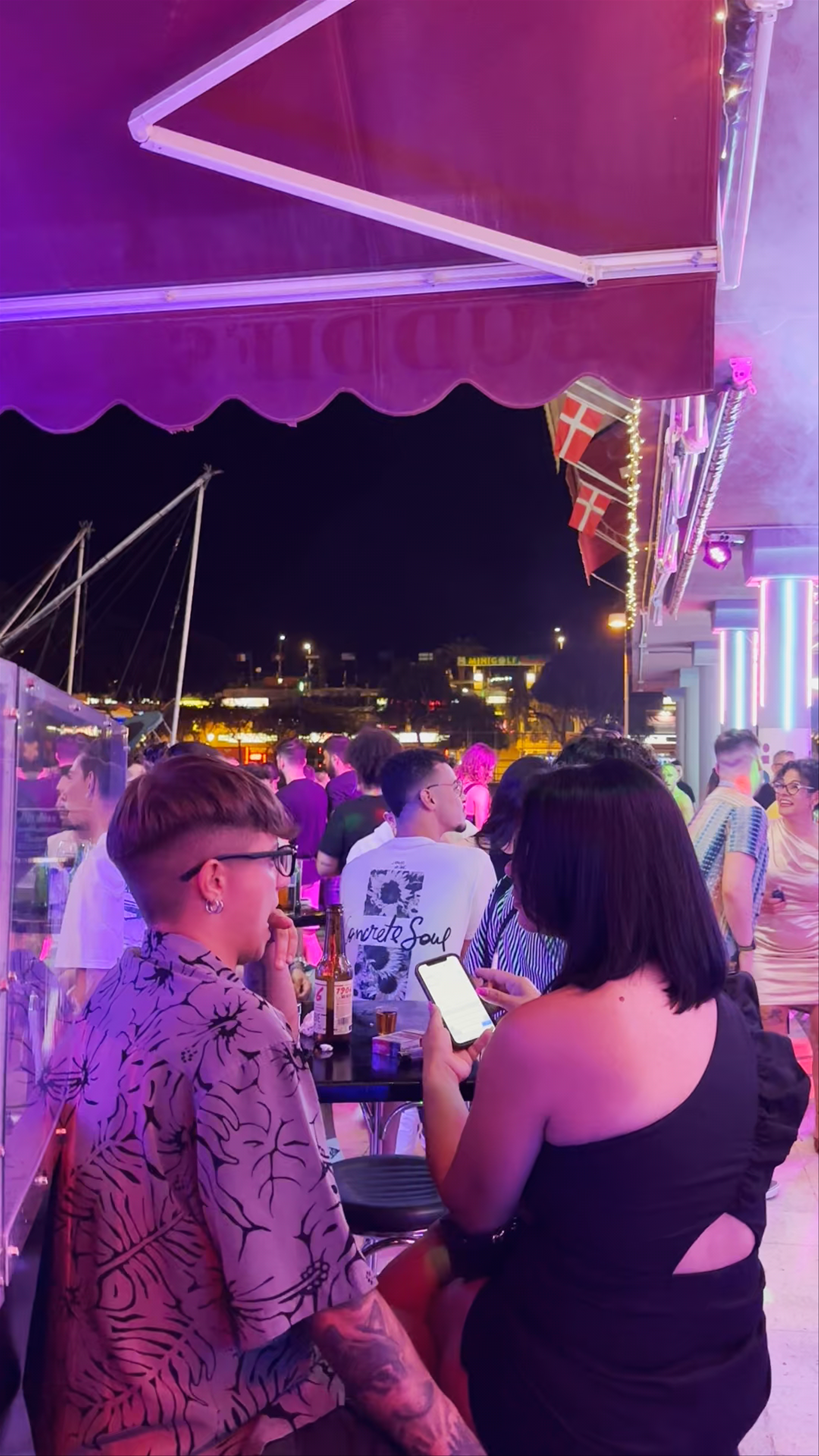 Nightlife Vibes at Cheyennes, San Bartolomé de Tirajana