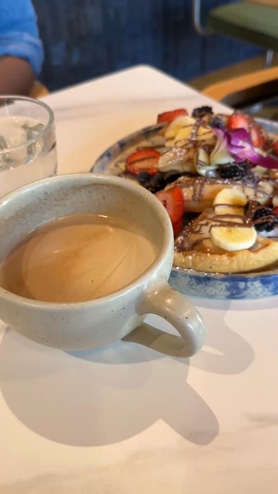 Encanto Cafe - Traditional waffle and Hazelnut mocha - Cafes Near Me - San Diego, California