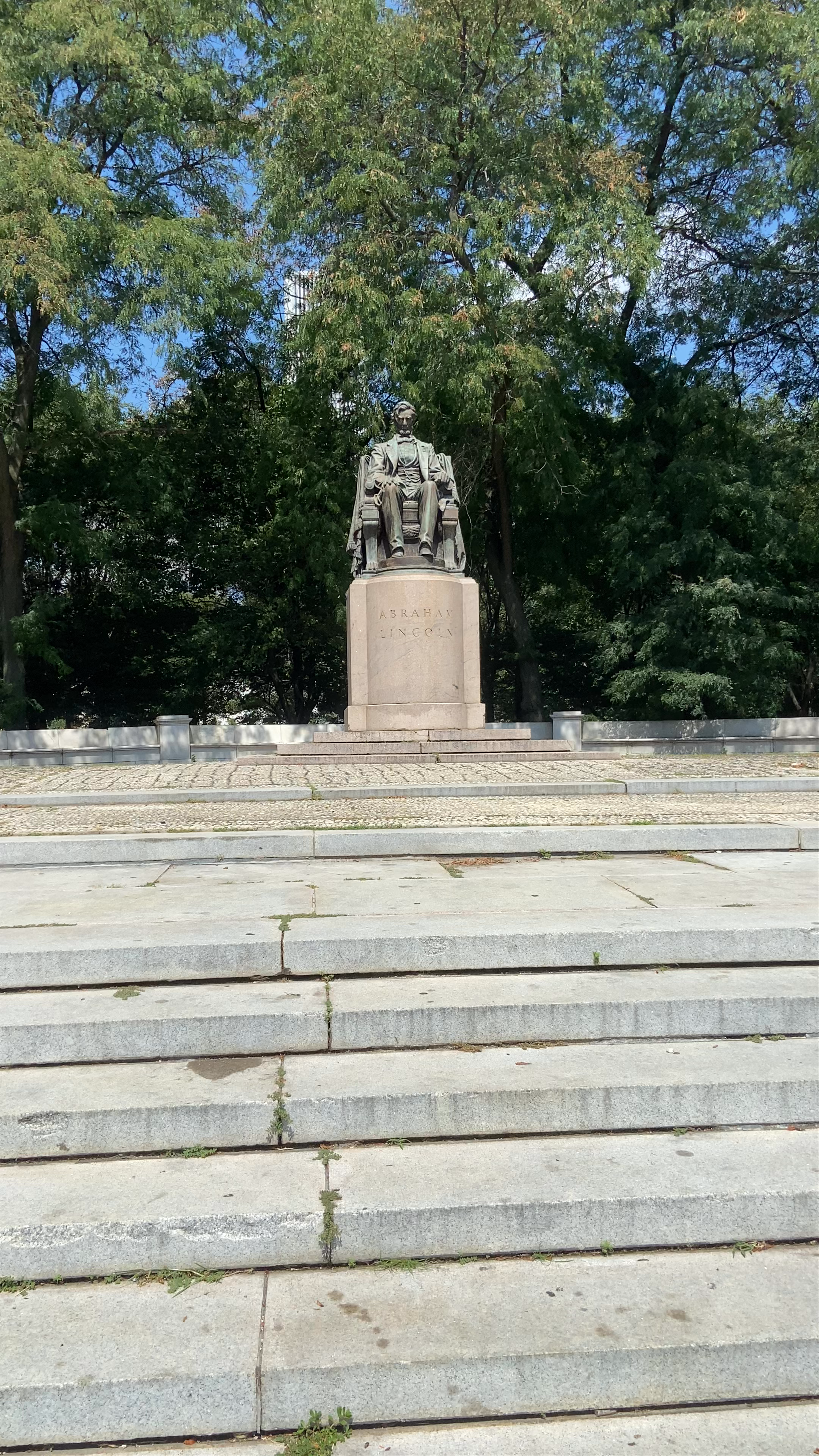 Abraham Lincoln Statue at Grant Park, Chicago