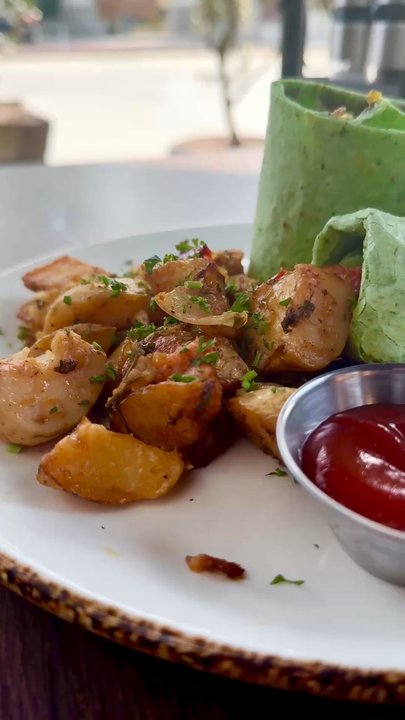 Cafe Vida - Morning Wrap with breakfast potatoes was absolutely delicious! - Breakfast & Brunch Near Me - Culver City, California
