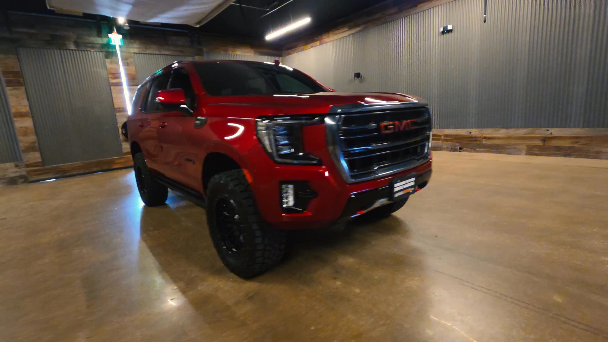Lifted Trucks - #TX11698 - 2024 GMC Yukon AT4