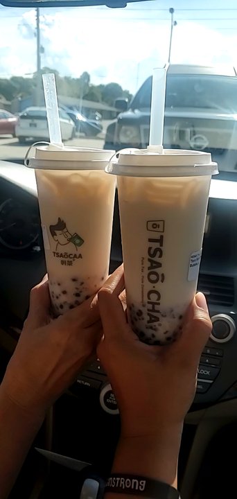 Tsaocaa - Tsaocaa Special - Taro Milk Green Tea w. Bubble (yum) bottom stuff is almost like a Filipino "halo-halo" - Bubble Tea Near Me - Neptune Beach, Florida