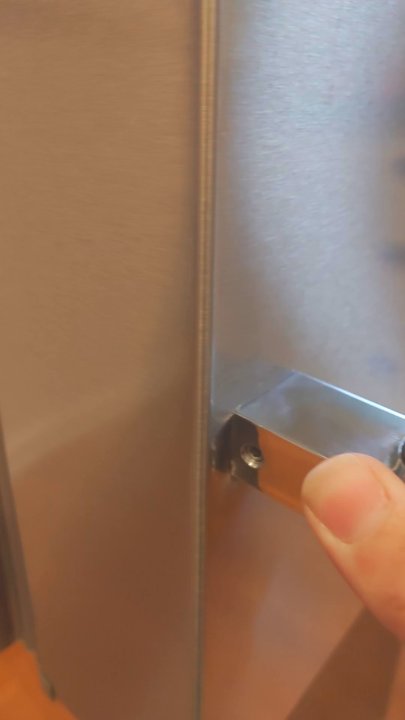 Quick Moves - They broke the handle and could not fix it - Movers Near Me - Oxnard, California
