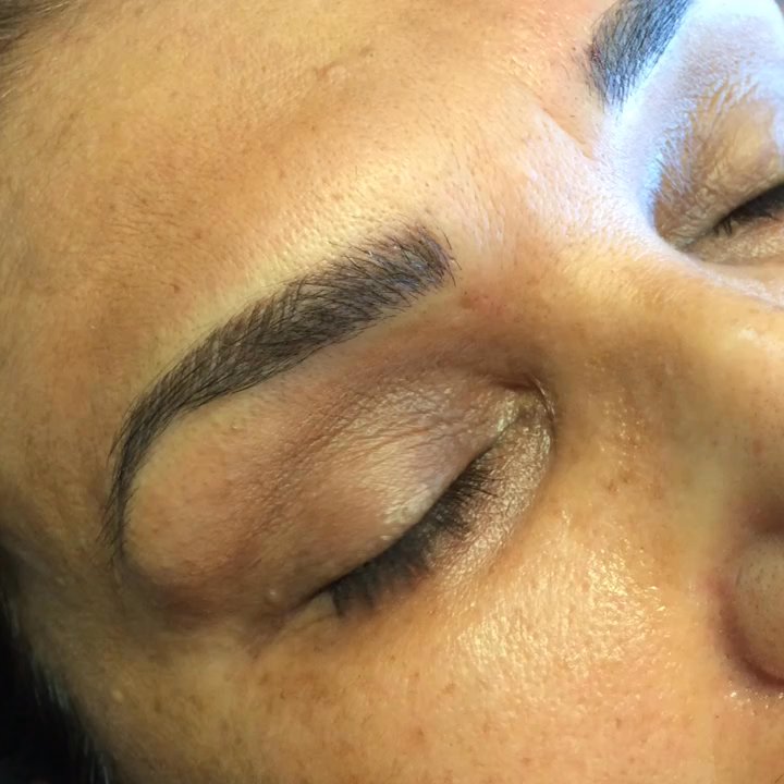 Salon De Franco - 3D brows microblading by Maricela Franco - Hair Salons Near Me - Whittier, California
