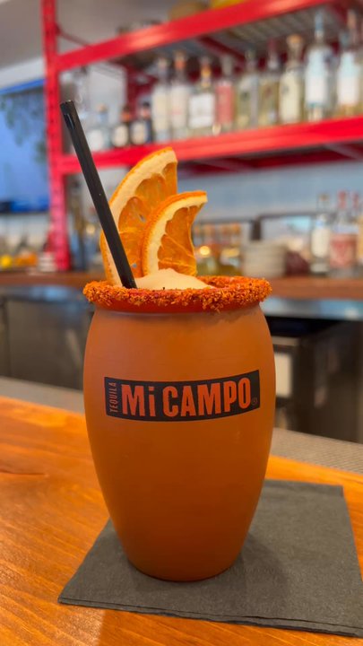 Los Charros Tex-Mex Smokehouse - Los Charros - Grapefruit Margarita - Barbeque Near Me - Dallas, Texas
