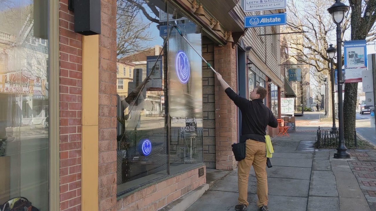 Dan Wagner Window Cleaning - Window Cleaners in Stroudsburg, PA - Window Washing Near Me - Honesdale, Pennsylvania