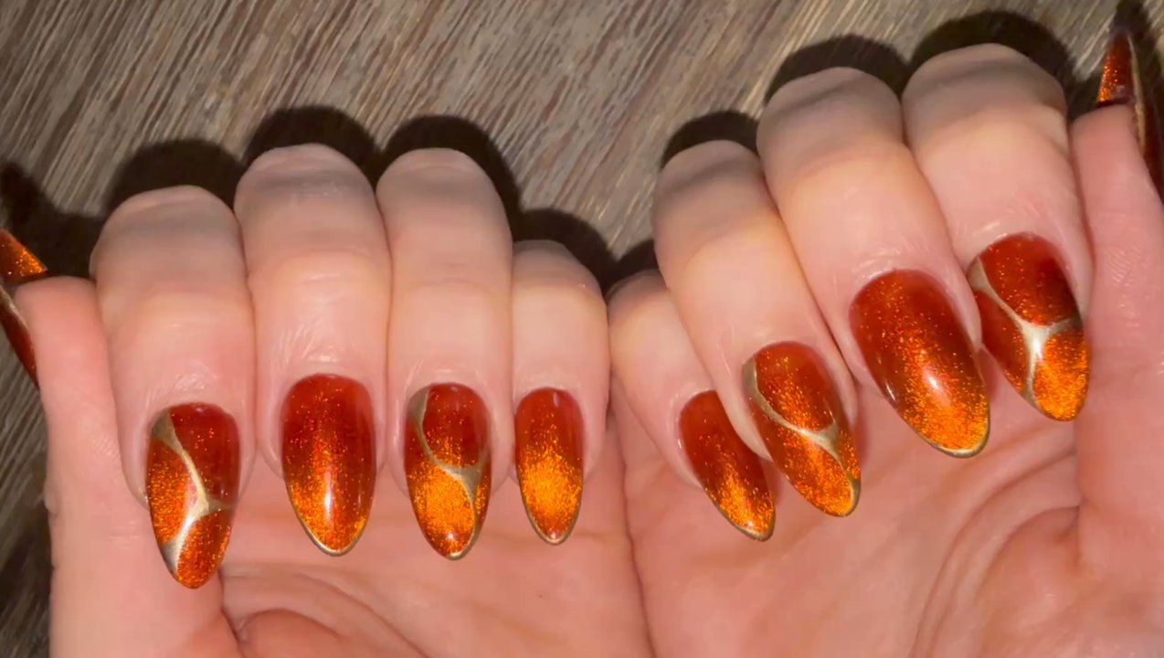 Spring Ridge Nails - Perfect cateye nails with gold accents - Nail Salons Near Me - Frederick, Maryland