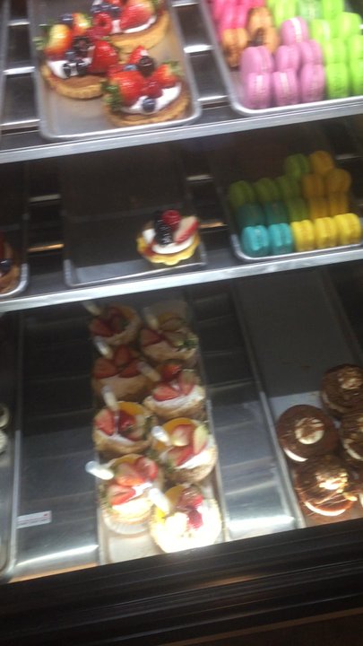 Oui Repostería Fina - Patisserie/Cake Shop Near Me - Tijuana, BCN
