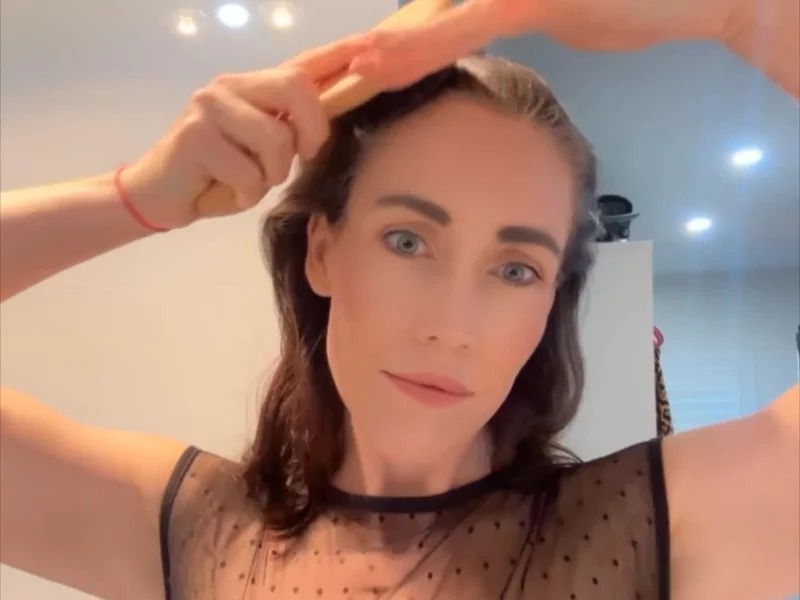 On-the-go styling brush