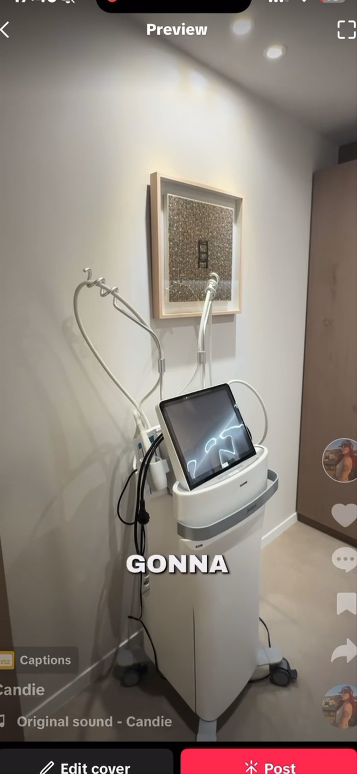 Candie Tomas — Treatment Review at Seoul SY Dermatology